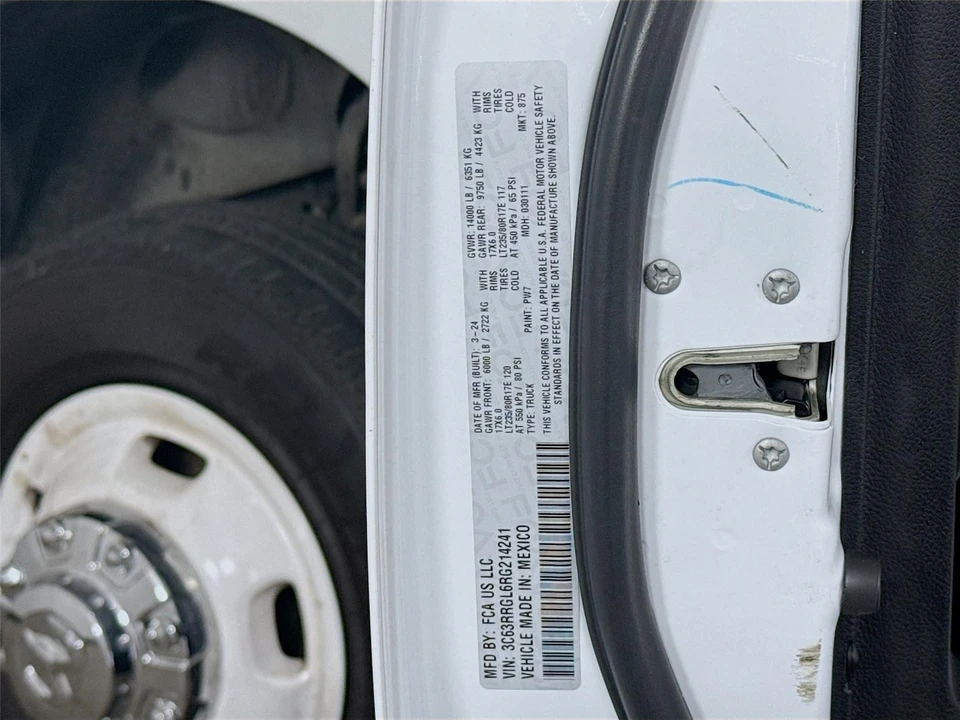 2024 Ram 3500 - Image 14 of 14