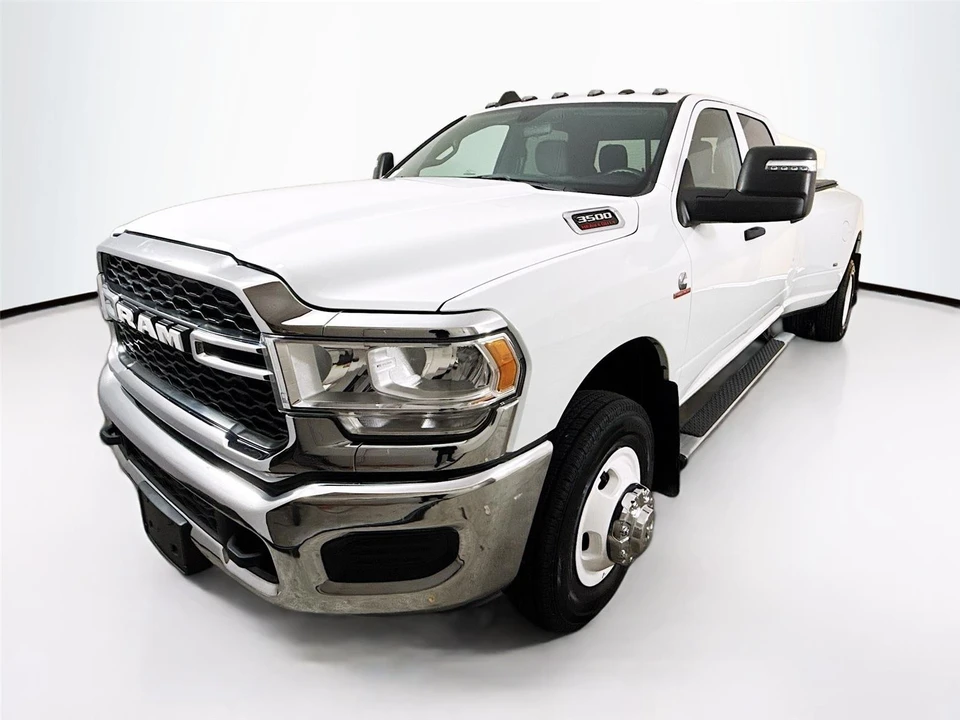 2024 Ram 3500 - Image 3 of 21