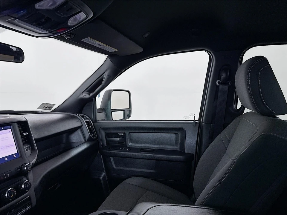 2024 Ram 3500 - Image 19 of 21