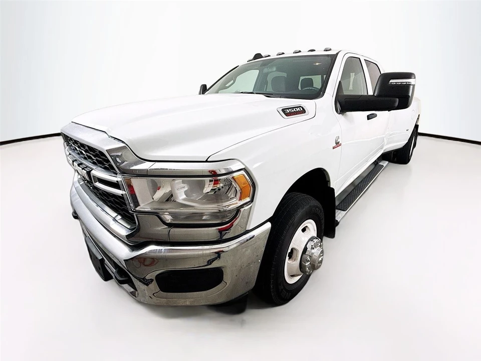 2024 Ram 3500 - Image 3 of 14