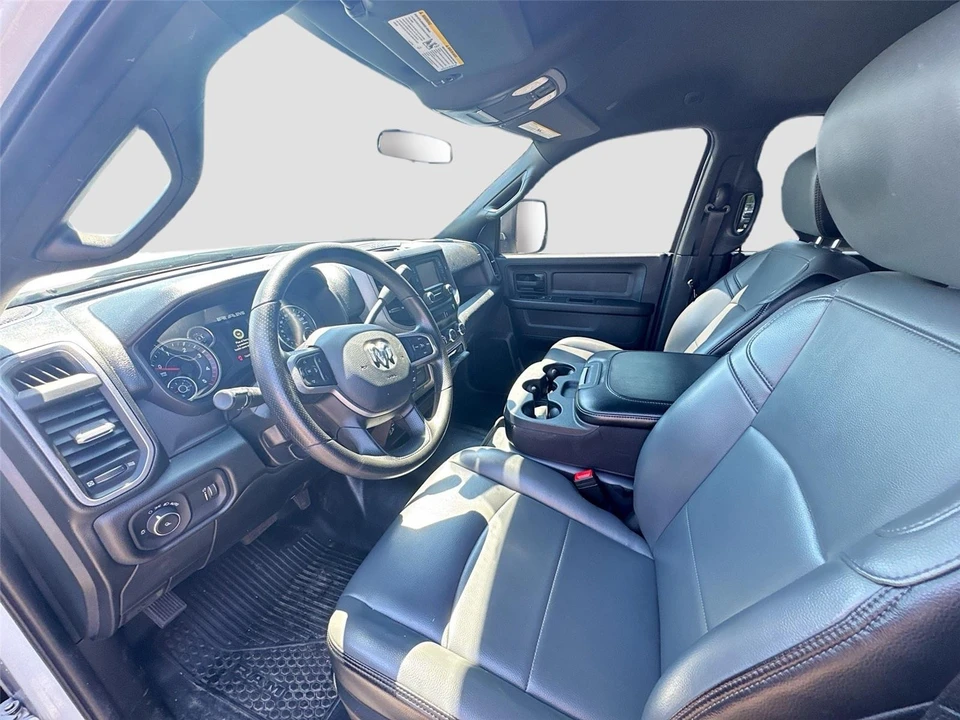 2024 Ram 3500 - Image 11 of 16