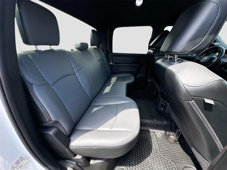 2024 Ram 3500 - Image 21 of 31