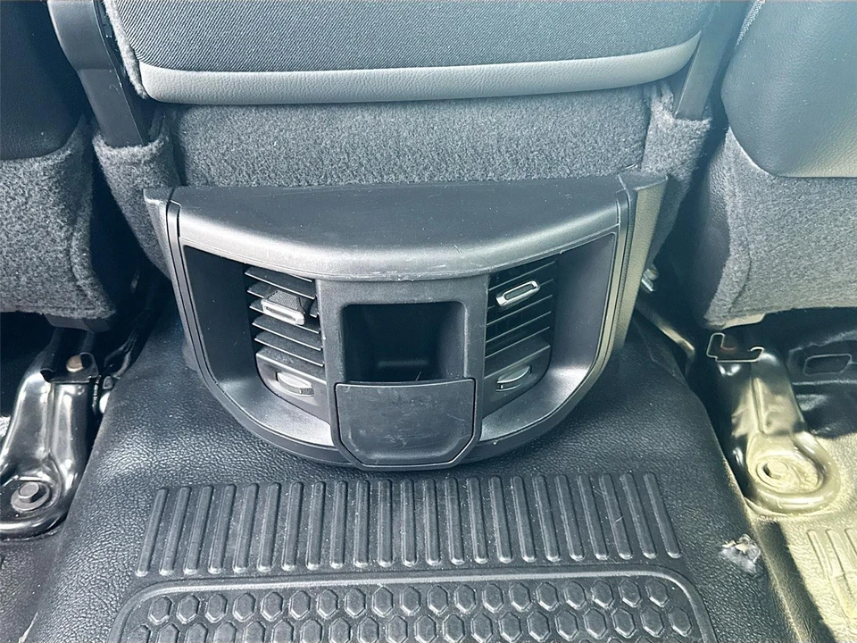 2024 Ram 3500 - Image 16 of 31