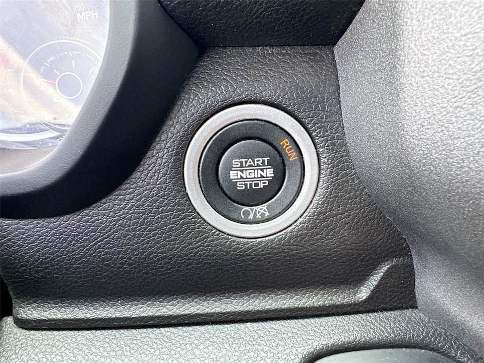 2024 Ram 3500 - Image 11 of 31