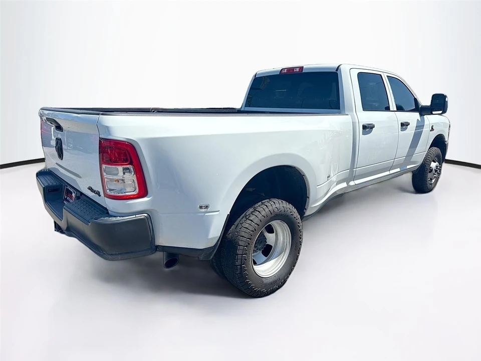 2024 Ram 3500 - Image 5 of 16