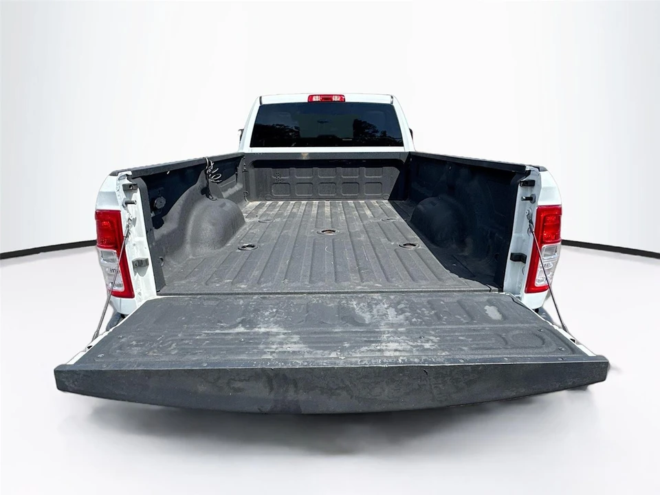 2024 Ram 3500 - Image 18 of 31