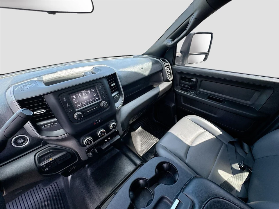 2024 Ram 3500 - Image 8 of 31