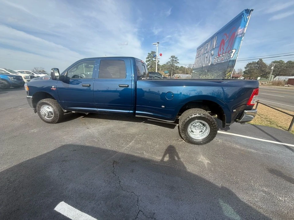 2024 Ram 3500 - Image 4 of 21