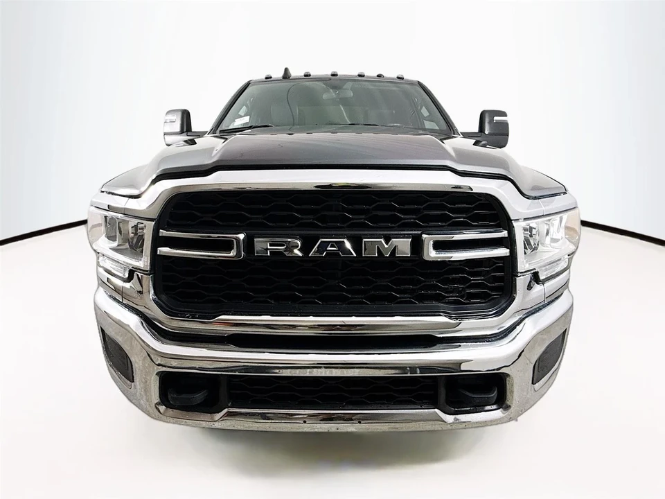 2024 Ram 3500 - Image 2 of 14