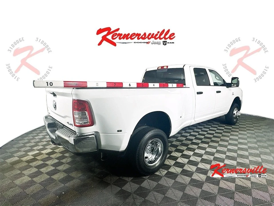 2024 Ram 3500 - Image 7 of 21
