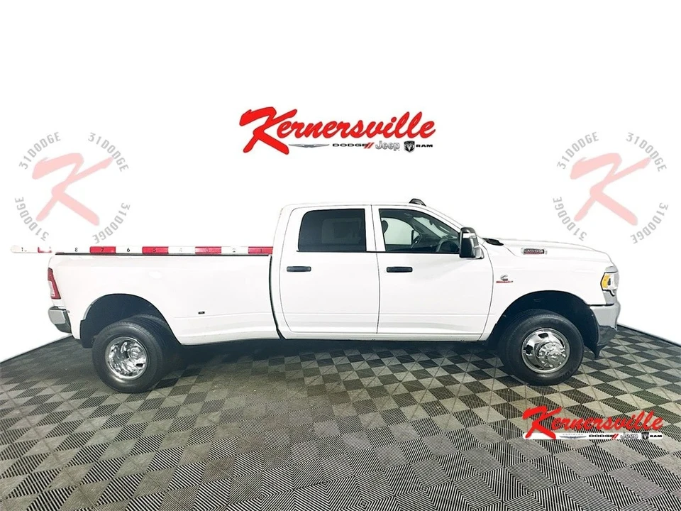 2024 Ram 3500 - Image 8 of 21