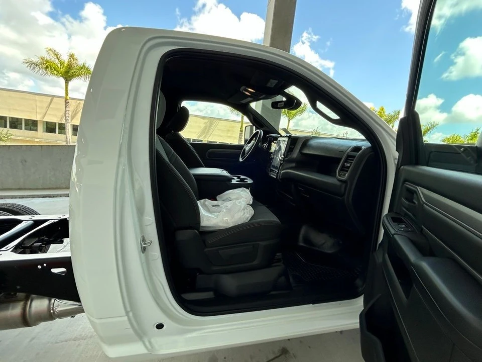 2024 Ram 3500 - Image 19 of 21