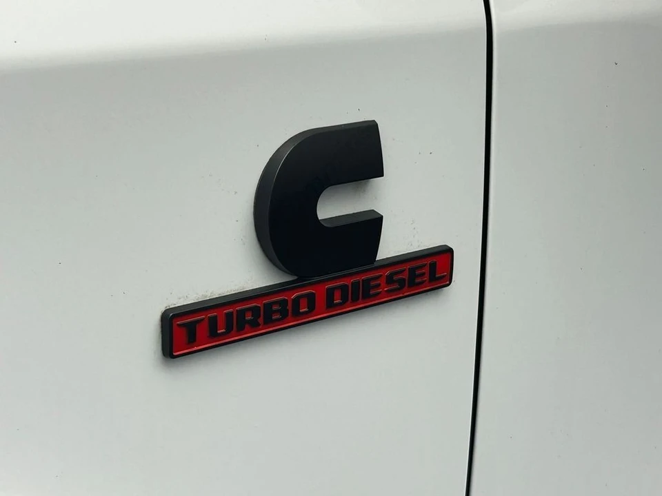 2024 Ram 3500 - Image 27 of 31