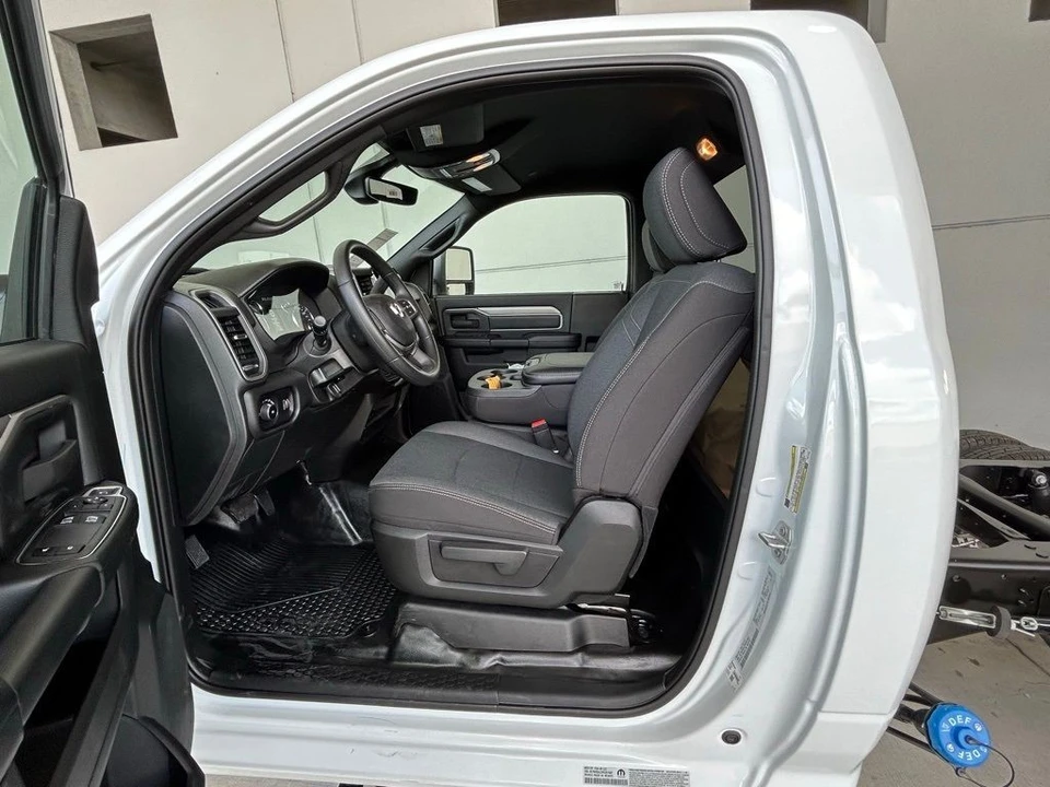 2024 Ram 3500 - Image 8 of 21