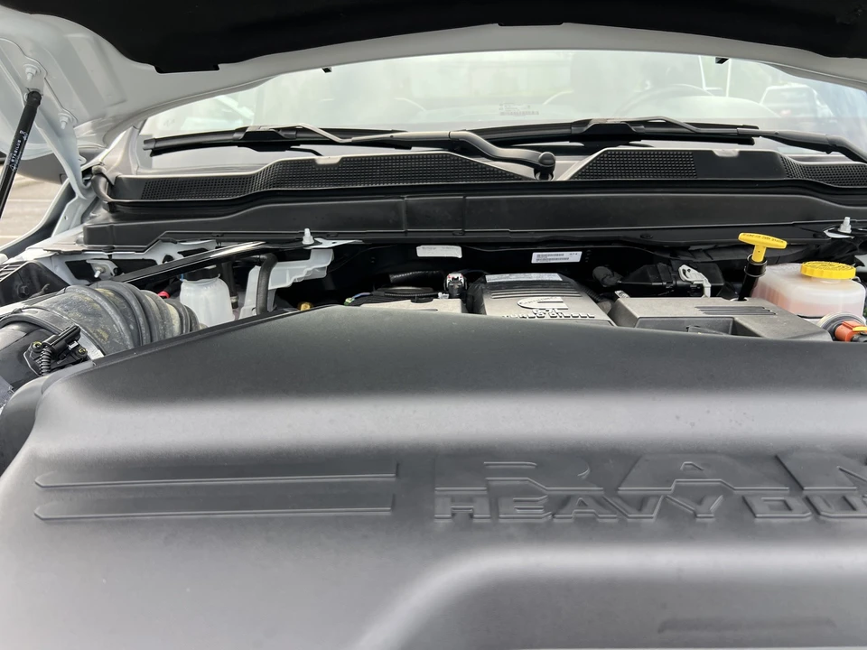 2024 Ram 3500 - Image 24 of 26