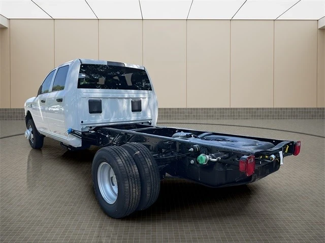 2024 Ram 3500 - Image 3 of 21