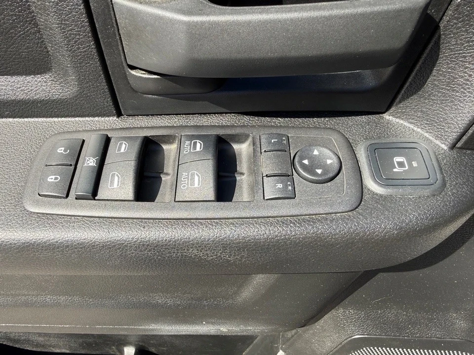 2024 Ram 3500 - Image 13 of 21