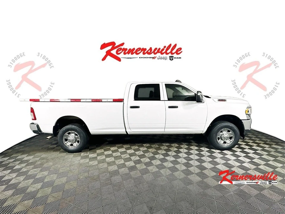 2024 Ram 3500 - Image 9 of 21