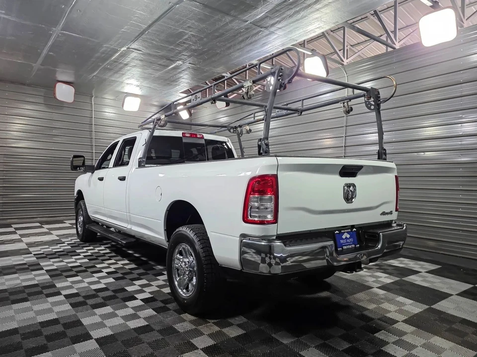 2024 Ram 3500 - Image 8 of 12