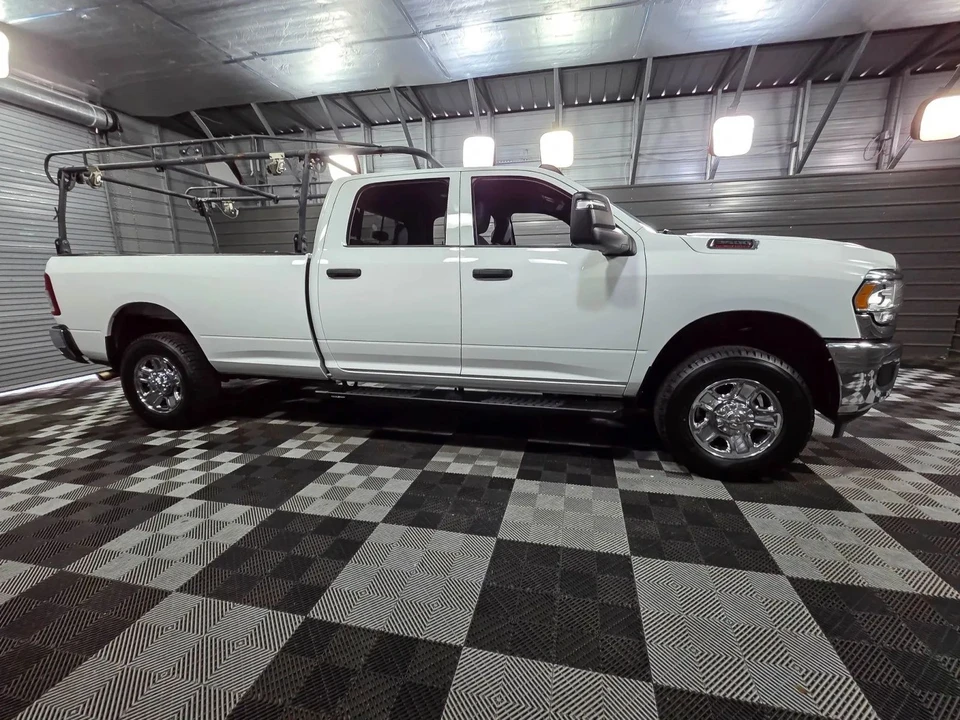 2024 Ram 3500 - Image 5 of 12