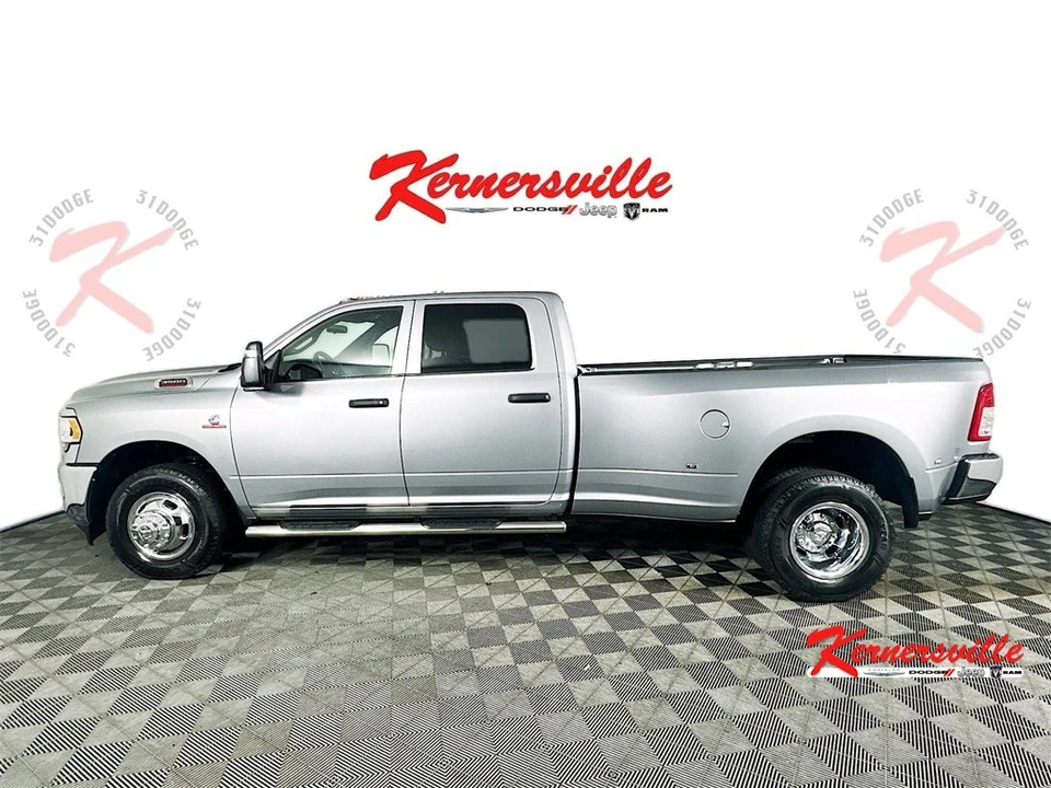 2024 Ram 3500 - Image 4 of 21