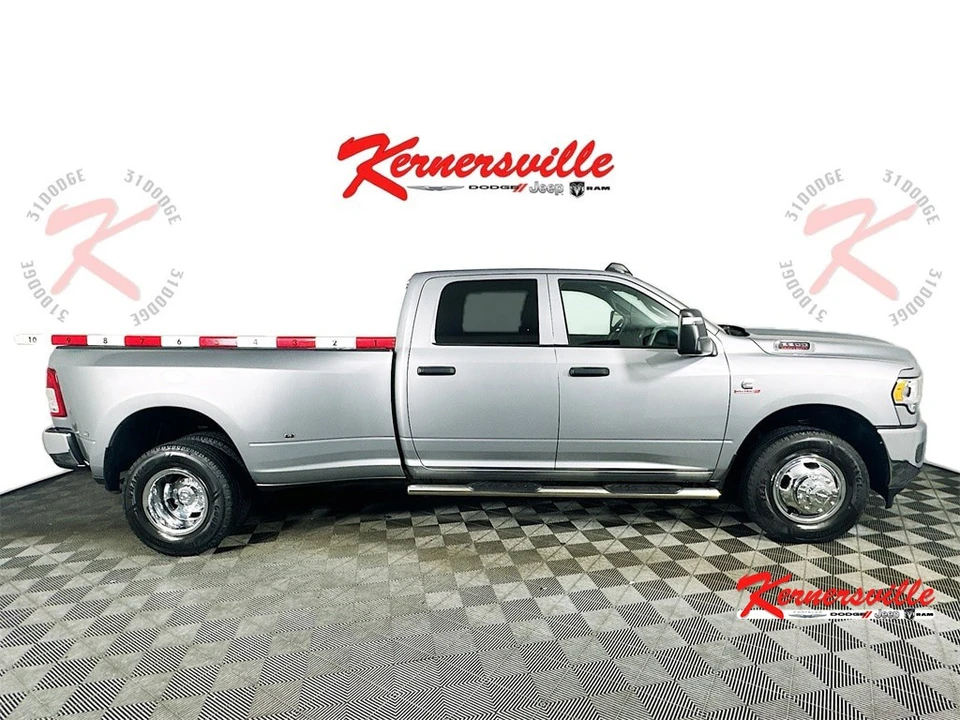 2024 Ram 3500 - Image 8 of 21