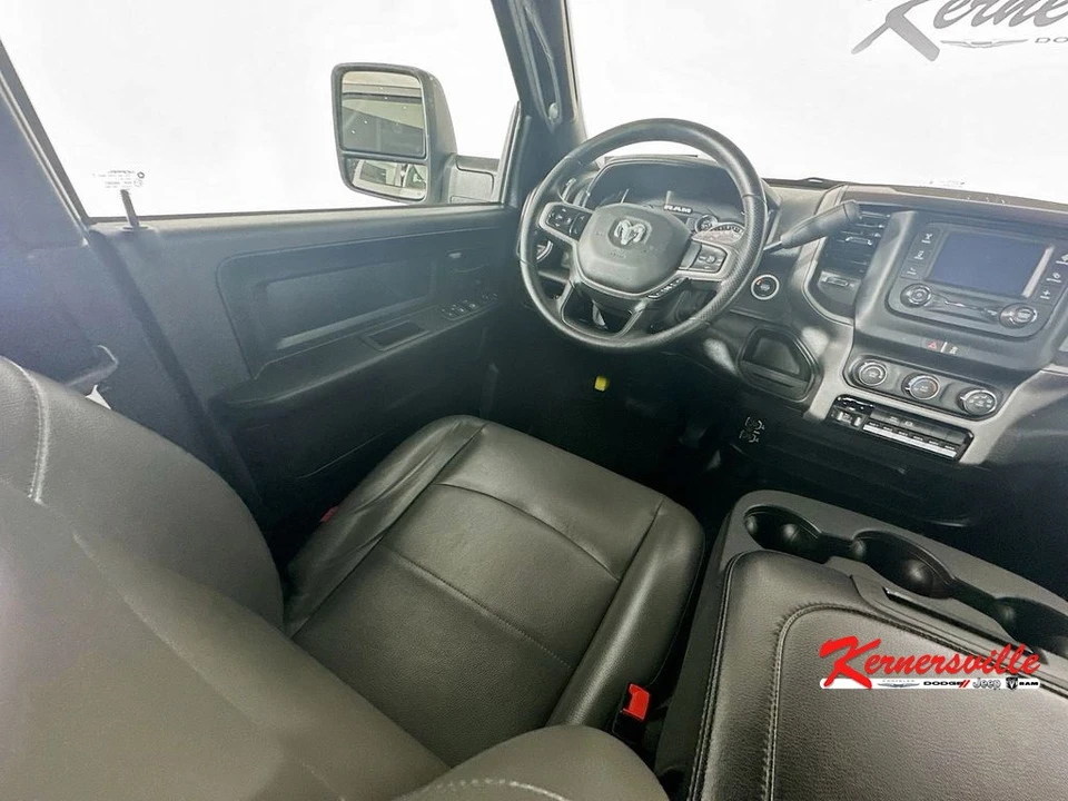 2024 Ram 3500 - Image 9 of 12