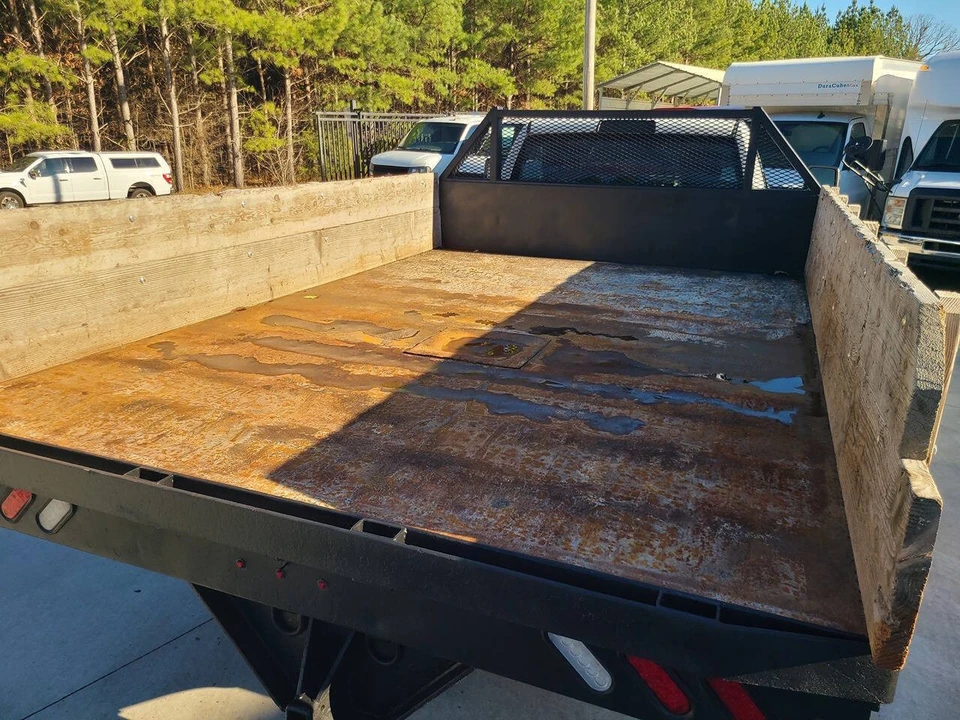 2024 Ram 3500 - Image 23 of 31