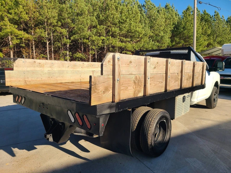 2024 Ram 3500 - Image 6 of 31
