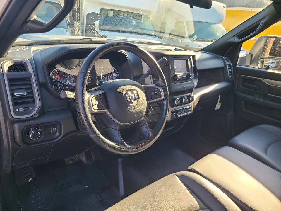 2024 Ram 3500 - Image 13 of 31