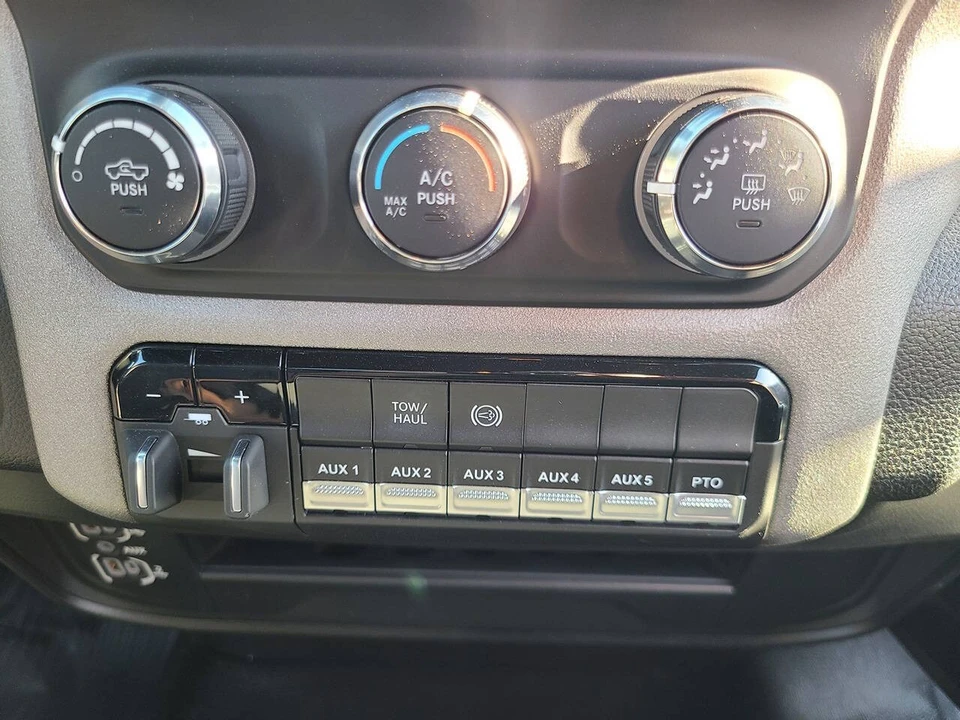 2024 Ram 3500 - Image 20 of 21