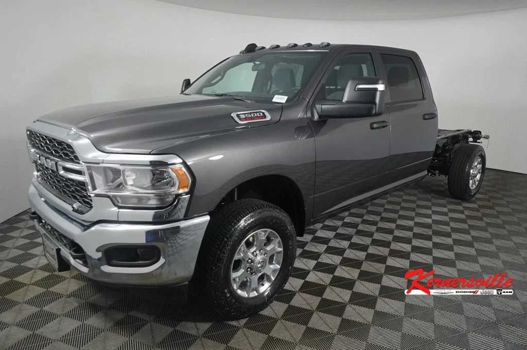 2024 Ram 3500 - Image 3 of 21