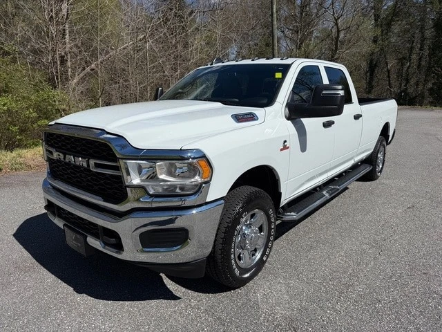 2024 Ram 3500 - Image 2 of 28