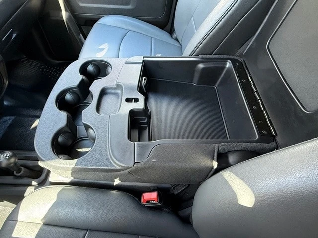 2024 Ram 3500 - Image 26 of 28