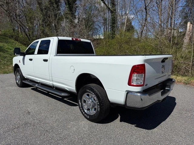 2024 Ram 3500 - Image 10 of 28