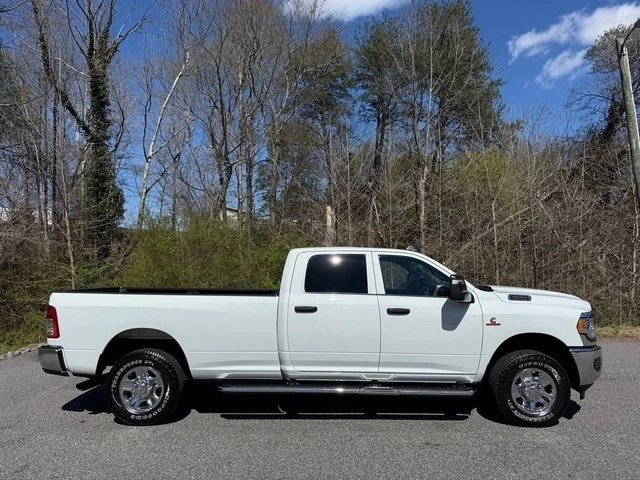 2024 Ram 3500 - Image 5 of 28