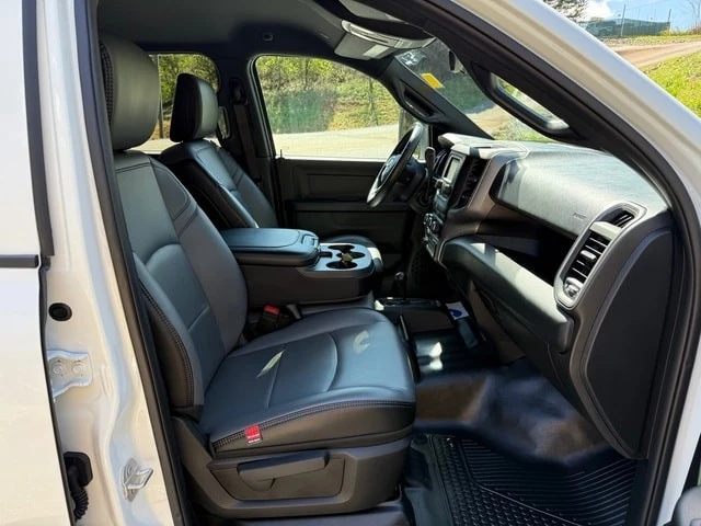 2024 Ram 3500 - Image 18 of 28