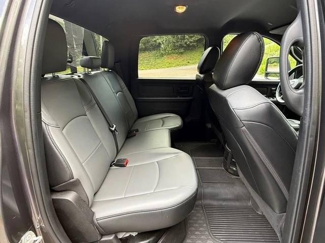 2024 Ram 3500 - Image 14 of 25