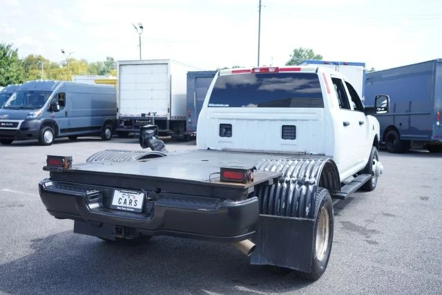 2024 Ram 3500 - Image 9 of 31