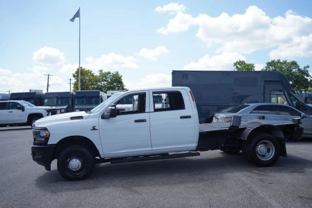 2024 Ram 3500 - Image 6 of 31
