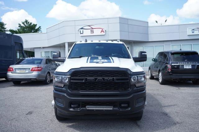 2024 Ram 3500 - Image 4 of 31