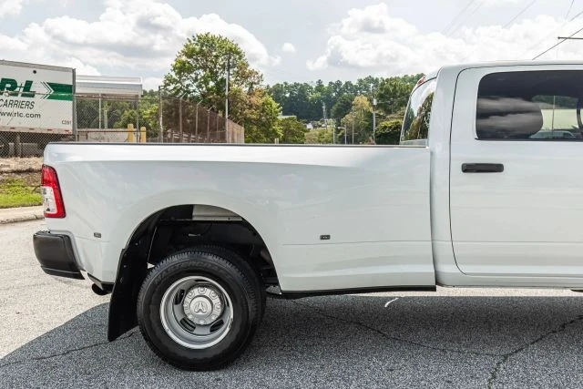 2024 Ram 3500 - Image 10 of 21