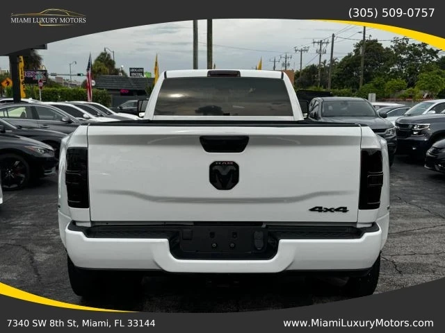 2024 Ram 3500 - Image 9 of 12