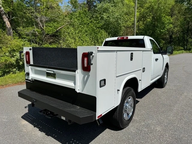 2024 Ram 3500 - Image 7 of 21
