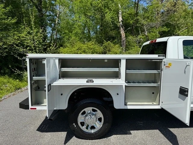 2024 Ram 3500 - Image 8 of 21