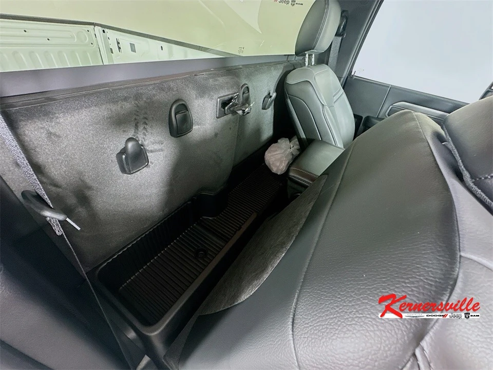 2024 Ram 3500 - Image 13 of 21