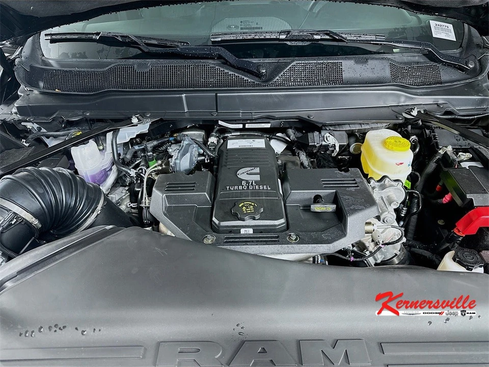 2024 Ram 3500 - Image 17 of 21