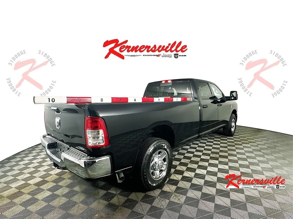 2024 Ram 3500 - Image 7 of 12