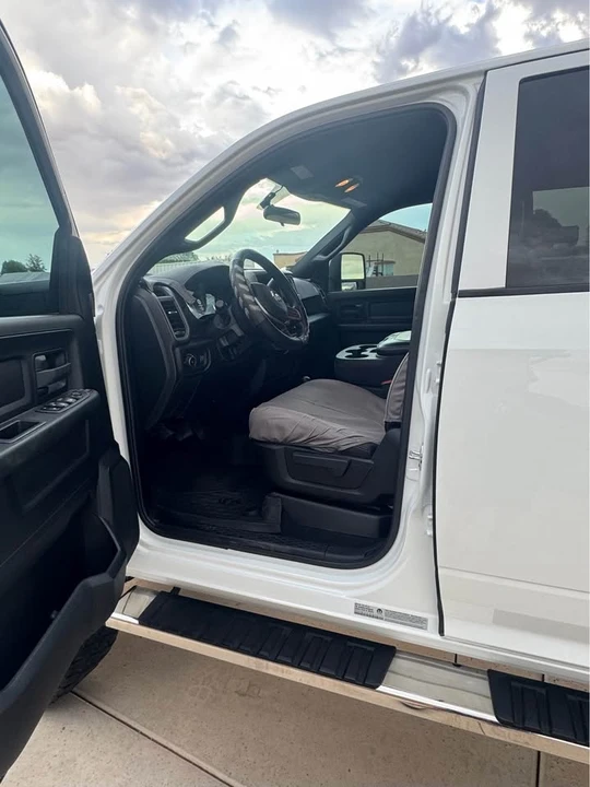 2024 Ram 3500 - Image 9 of 12