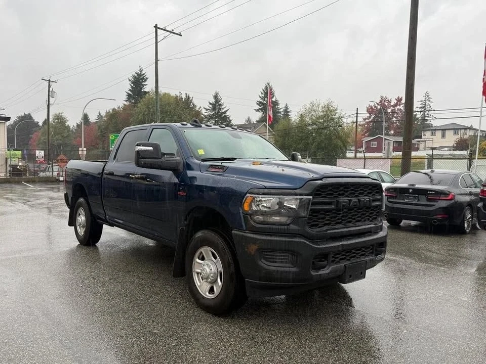 2024 Ram 3500 - Image 3 of 5
